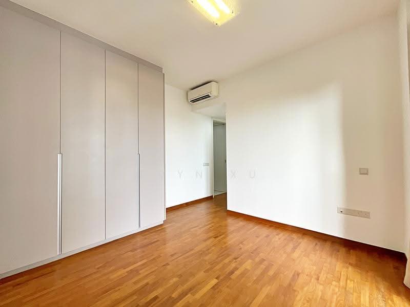 Sky Habitat, 7 Bishan Street 15, Ang Mo Kio / Bishan / Thomson, 2 Bedrooms, 872 sqft, Condominium For Rent, by Evyn Xu, 25272256 - Master Bedroom with big wardrobe - PropertyGuru.com.sg