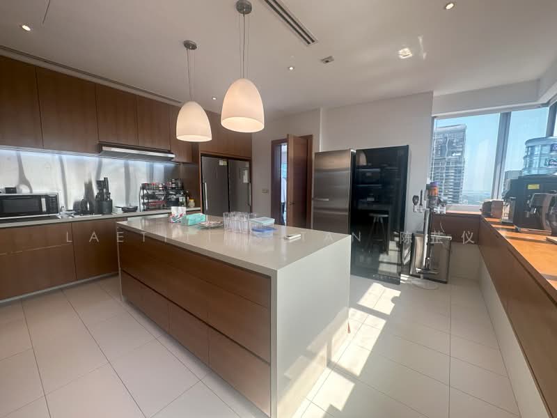 One Shenton, 1 Shenton Way, 6 Bedrooms, 9,139 sqft, Condominium For Sale, by Zoeys Tan, 25272888 - PropertyGuru.com.sg