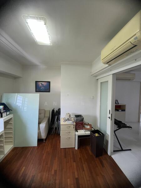For Rent - 299B Compassvale Street