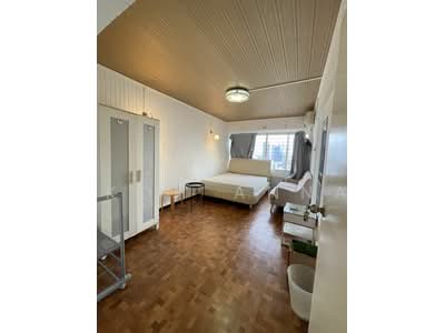For Rent - People's Park Complex