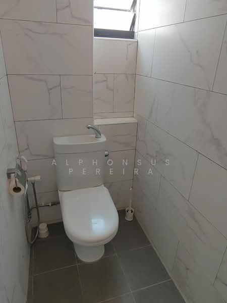 4 Everton Park, 4 Everton Park, 2 Bedrooms, 775 sqft, HDB Flat For Rent, by Alphonsus Pereira, 25274568 - wc - PropertyGuru.com.sg
