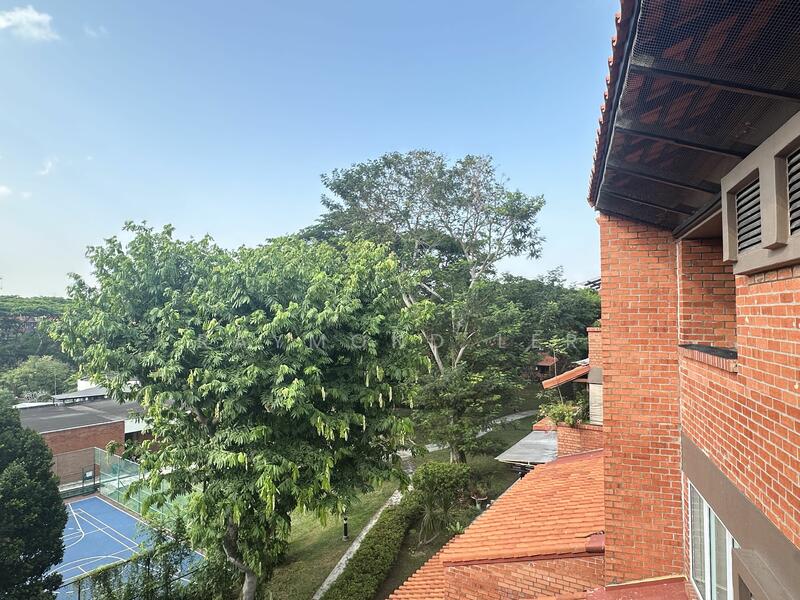 Loyang Valley Condominium For Sale at S$ 2,500,000 | PropertyGuru Singapore