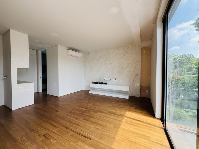 Brand new bungalow with lift and swimming pool, wide frontage to park 4 cars inside, luxury finishes, Goldhill Estate - call Kim Yan 8130 3636 to view, 6 Bedrooms, 8,400 sqft, Bungalow House For Sale, by Kim Yan 金燕, 25274791 - PropertyGuru.com.sg