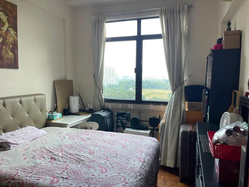 Parc Oasis, 53 Jurong East Avenue 1, Boon Lay / Jurong / Tuas, 3 Bedrooms, 1,227 sqft, Condominium For Rent, by Tjon Lin Seen, 25275065 - PropertyGuru.com.sg