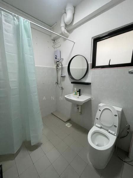 Novena Court, 2 Jalan Novena Barat, Newton / Novena, 4 Bedrooms, 861 sqft, Walk-up Apartment For Rent, by Tanny Ho, 25275163 - PropertyGuru.com.sg