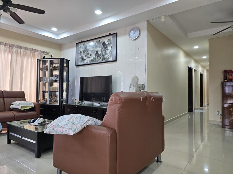 For Sale - Rare 2 sty Jln Bangket Semi-D for Sale