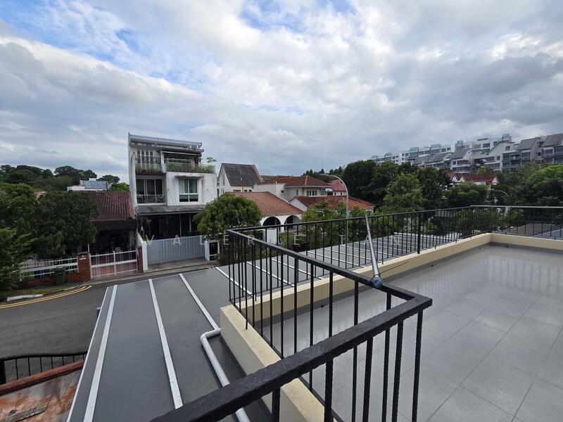 For Sale - Rare 2 sty Jln Bangket Semi-D for Sale