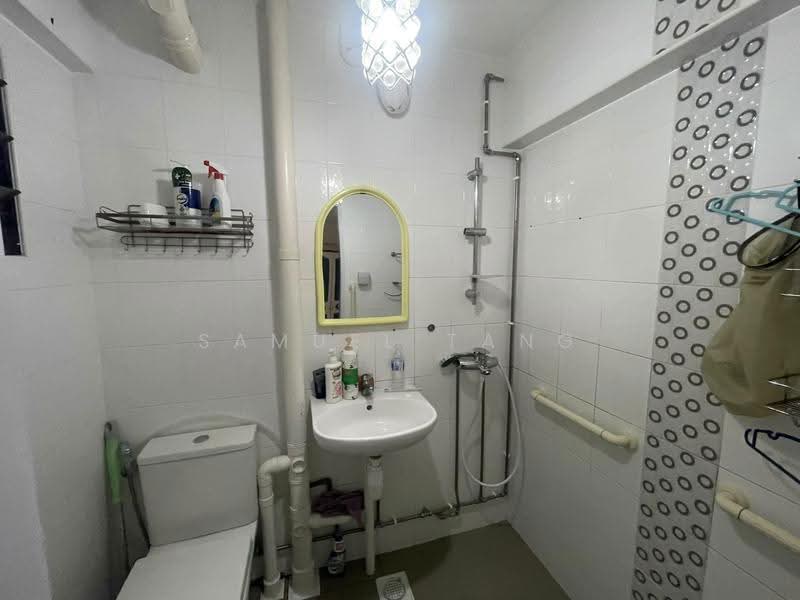 639 Yishun Street 61, 639 Yishun Street 61, Sembawang / Yishun, 3 Bedrooms, 904 sqft, HDB Flat For Sale, by Samuel Tang, 25276770 - PropertyGuru.com.sg