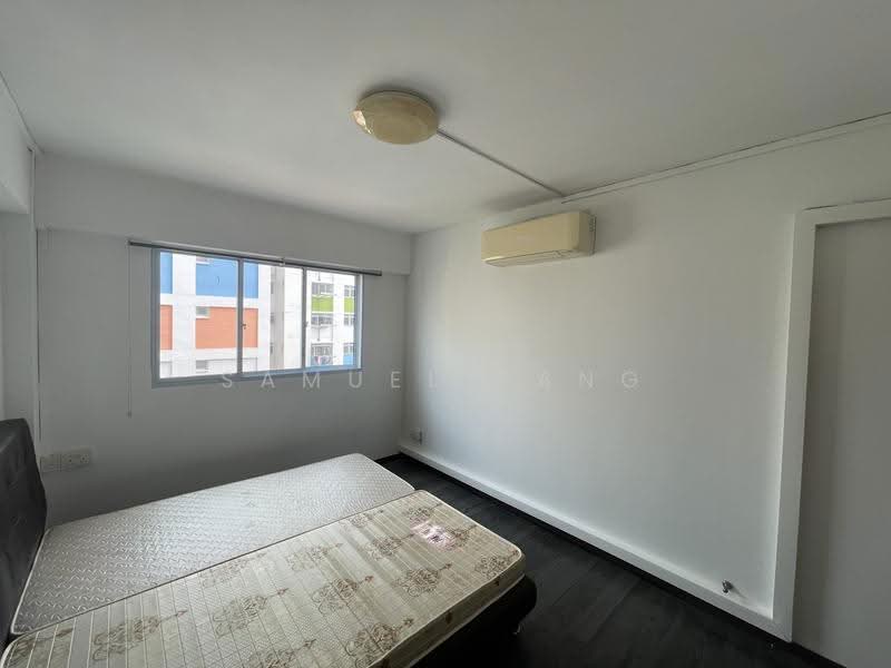639 Yishun Street 61, 639 Yishun Street 61, Sembawang / Yishun, 3 Bedrooms, 904 sqft, HDB Flat For Sale, by Samuel Tang, 25276770 - Bedroom - PropertyGuru.com.sg