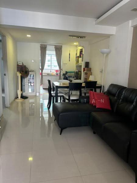 22 Telok Blangah Crescent, 22 Telok Blangah Crescent, Harbourfront / Telok Blangah, 2 Bedrooms, 635 sqft, HDB Flat For Rent, by Janice Tan, 25276867 - PropertyGuru.com.sg