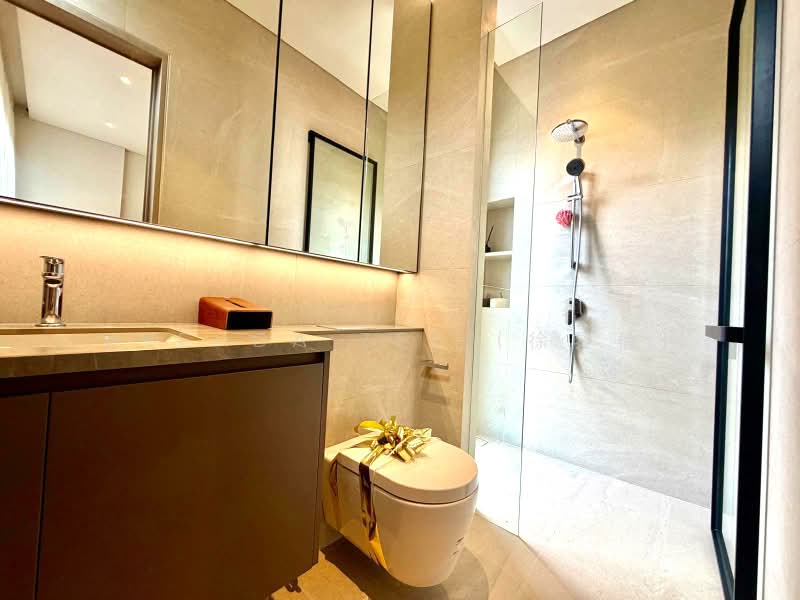 BRENDA ZEE 9450*99388 ✧ Watten/Bukit Timah ✧ Semi-D within 1km to RGPS, Hillcrest Road, Watten Estate, Greendale Avenue, Greendale Rise, Greenwood Avenue, Newton / Novena, 5 Bedrooms, 6,700 sqft, Semi-Detached House For Sale, by Brenda Zee (徐黎倫), 25277661 - L2 Bedroom 2 Ensuite Bath - PropertyGuru.com.sg