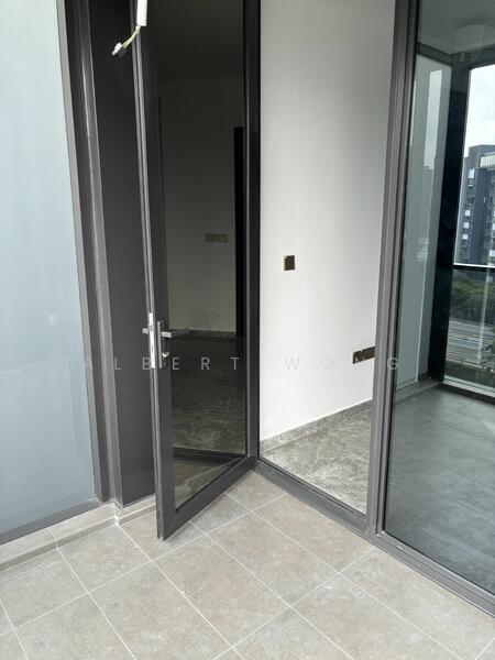 Hyll on Holland, 93 Holland Road, 2 Bedrooms, 700 sqft, Condominium For Rent, by Albert Wong, 25277684 - Balcony - PropertyGuru.com.sg