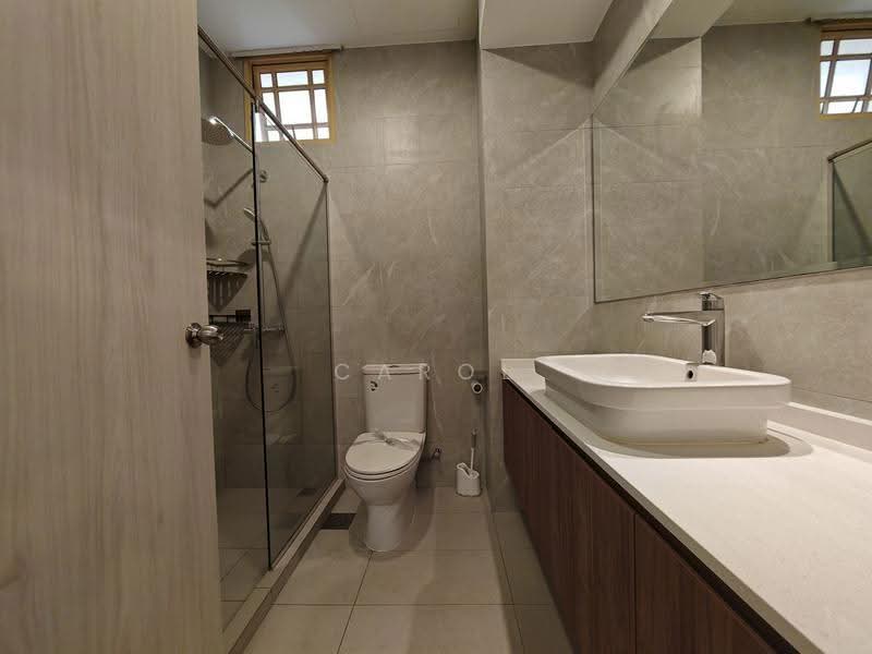 Orange Regency, 101 Fernhill Road, Tanglin / Holland / Bukit Timah, 4 Bedrooms, 1,765 sqft, Apartment For Rent, by Carol Chai, 25277819 - Bathroom - PropertyGuru.com.sg
