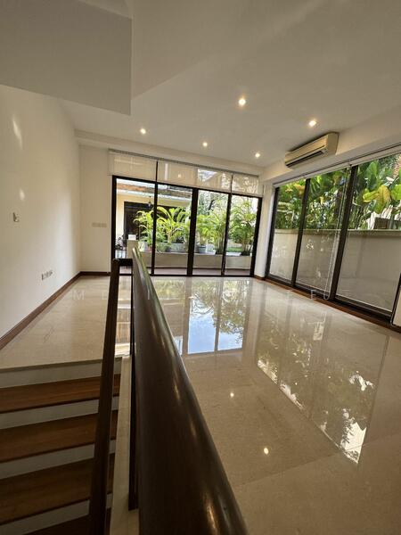 Eleven @ Holland, 11 Holland Link, 5 Bedrooms, 3,714 sqft, Cluster House For Rent, by Melinda Lee, 25278564 - PropertyGuru.com.sg