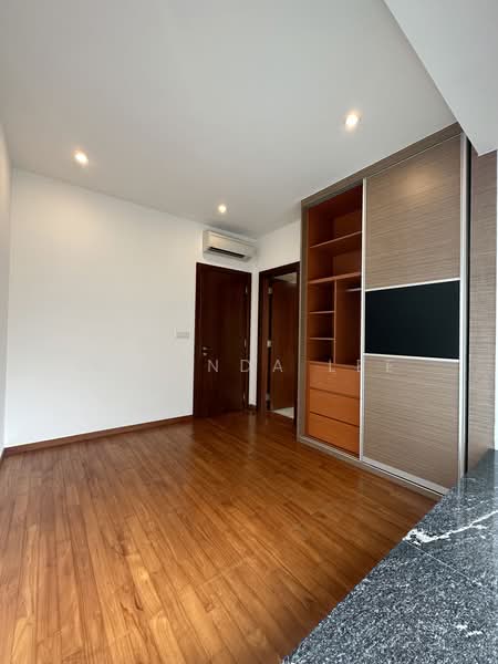 Eleven @ Holland, 11 Holland Link, 5 Bedrooms, 3,714 sqft, Cluster House For Rent, by Melinda Lee, 25278564 - PropertyGuru.com.sg