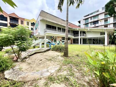 For Sale - Hige Land Size On Elevated Ground With Wide Frontage For Rebuild, Be It For Own Stay Or Investment