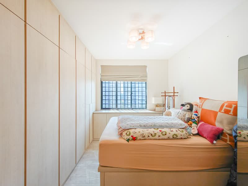 For Sale - Spring Grove