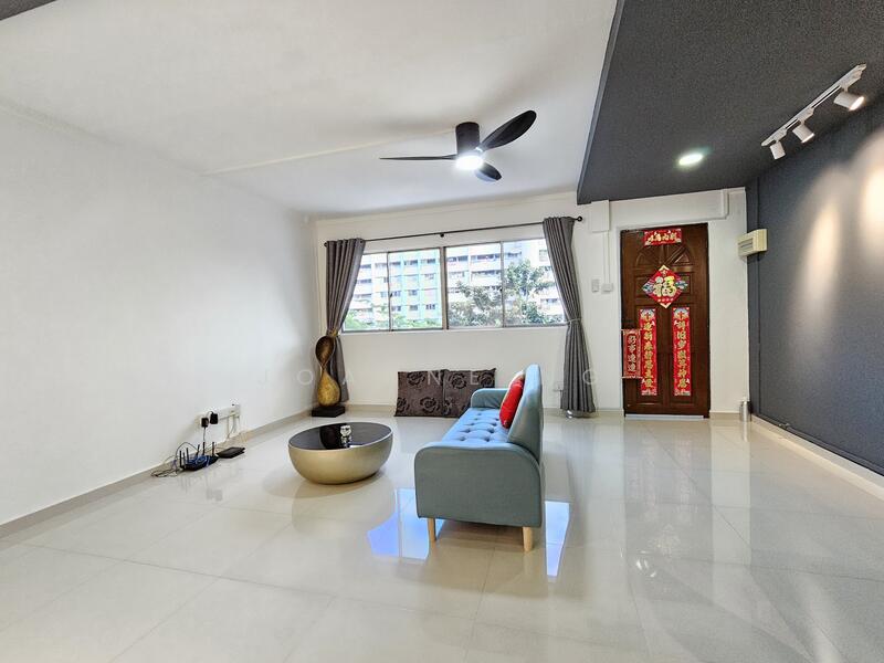 264 Bukit Batok East Avenue 4, 264 Bukit Batok East Avenue 4, 3 Bedrooms, 1,109 sqft, HDB Flat For Rent, by Joanne Ng, 25279594 - Living Hall - PropertyGuru.com.sg