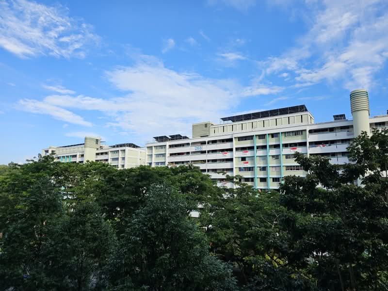 264 Bukit Batok East Avenue 4, 264 Bukit Batok East Avenue 4, 3 Bedrooms, 1,109 sqft, HDB Flat For Rent, by Joanne Ng, 25279594 - Greenery View from Living Hall - PropertyGuru.com.sg
