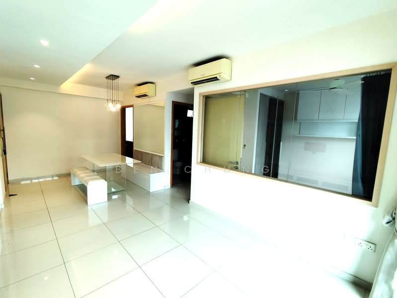 Esparina Residences, 111 Compassvale Bow, 2 Bedrooms, 829 sqft, Executive Condominium For Sale, by Ben Chung, 25279779 - PropertyGuru.com.sg