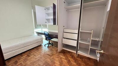 For Rent - Astoria Park