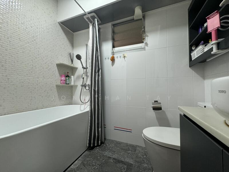 461A Bukit Batok West Avenue 8 HDB Flat For Sale at S$ 888,888 | PropertyGuru Singapore