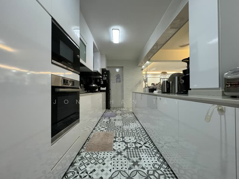 461A Bukit Batok West Avenue 8 HDB Flat For Sale at S$ 888,888 | PropertyGuru Singapore