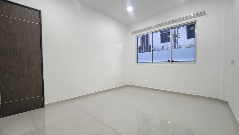 Bodmin Drive, , 4 Bedrooms, 1,708 sqft, Corner Terrace For Rent, by Wilson Ang, 25282556 - PropertyGuru.com.sg