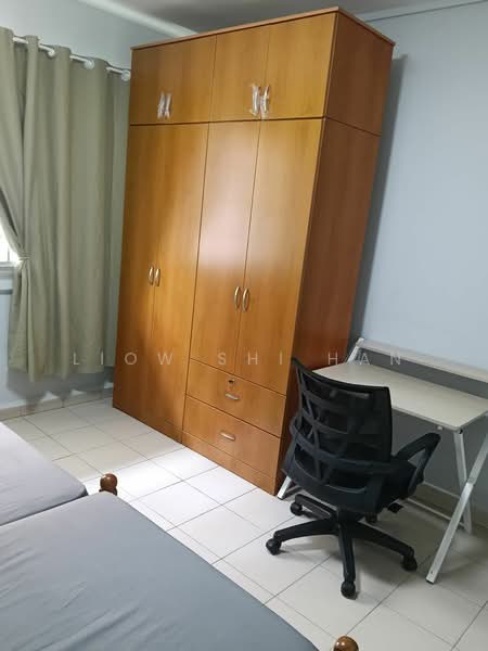 469 Tampines Street 44, 469 Tampines Street 44, Room Rental, 130 sqft, HDB Flat For Rent, by Liow Shi Han, 25282992 - PropertyGuru.com.sg