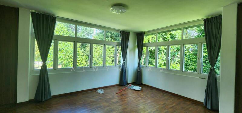 For Rent - Huge Bungalow near Orchard Road - Paterson Road