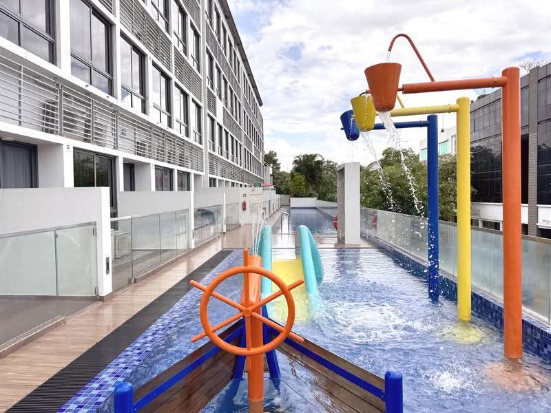 Sycamore Tree, 2 Fowlie Road, East Coast / Marine Parade, 3 Bedrooms, 797 sqft, Apartment For Rent, by Andrew Shih, 25284029 - Water Playground - PropertyGuru.com.sg