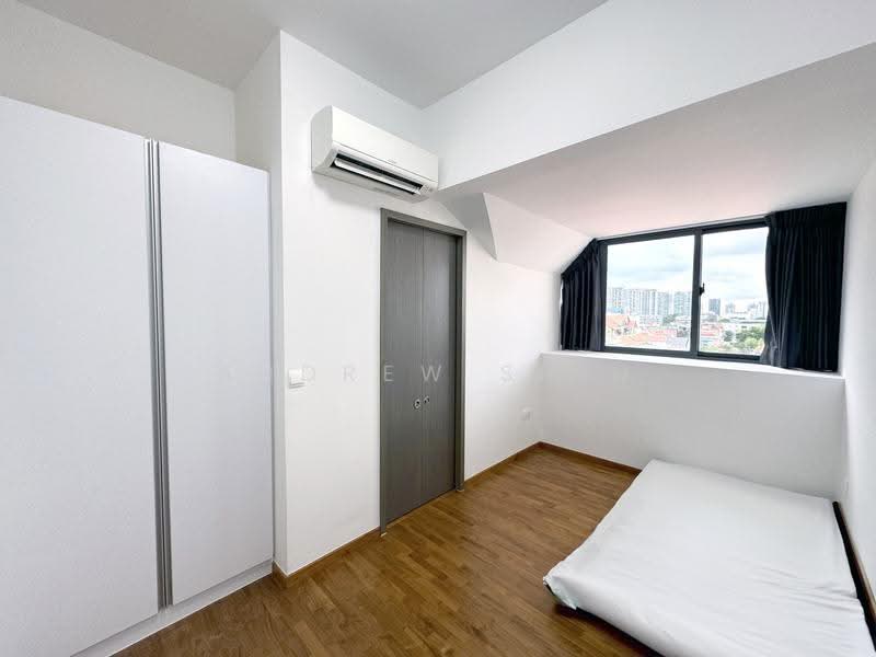Sycamore Tree, 2 Fowlie Road, East Coast / Marine Parade, 3 Bedrooms, 797 sqft, Apartment For Rent, by Andrew Shih, 25284029 - Master Bedroom - PropertyGuru.com.sg