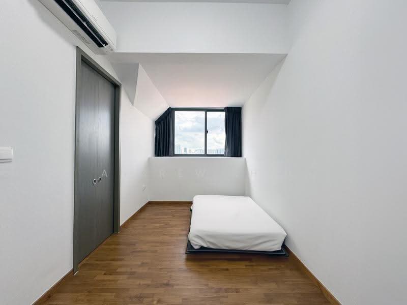 Sycamore Tree, 2 Fowlie Road, East Coast / Marine Parade, 3 Bedrooms, 797 sqft, Apartment For Rent, by Andrew Shih, 25284029 - Master Bedroom - PropertyGuru.com.sg