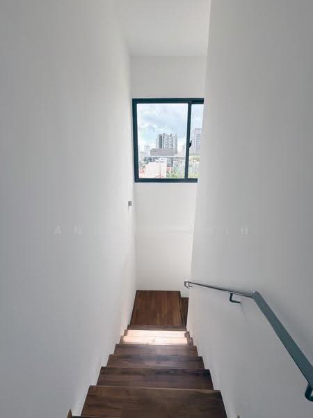 Sycamore Tree, 2 Fowlie Road, East Coast / Marine Parade, 3 Bedrooms, 797 sqft, Apartment For Rent, by Andrew Shih, 25284029 - Brightly-lit Corner Unit - PropertyGuru.com.sg