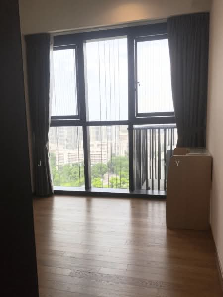 Parc Clematis, 8E Jalan Lempeng, 1 Bedroom, 452 sqft, Condominium For Rent, by Johanna Tay, 25284048 - Bedroom with sliding door to bathroom  - PropertyGuru.com.sg