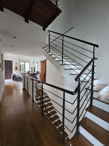 Henry park, Grove Drive, 4 Bedrooms, 3,600 sqft, Corner Terrace For Rent, by Daniel Chua, 25284531 - PropertyGuru.com.sg
