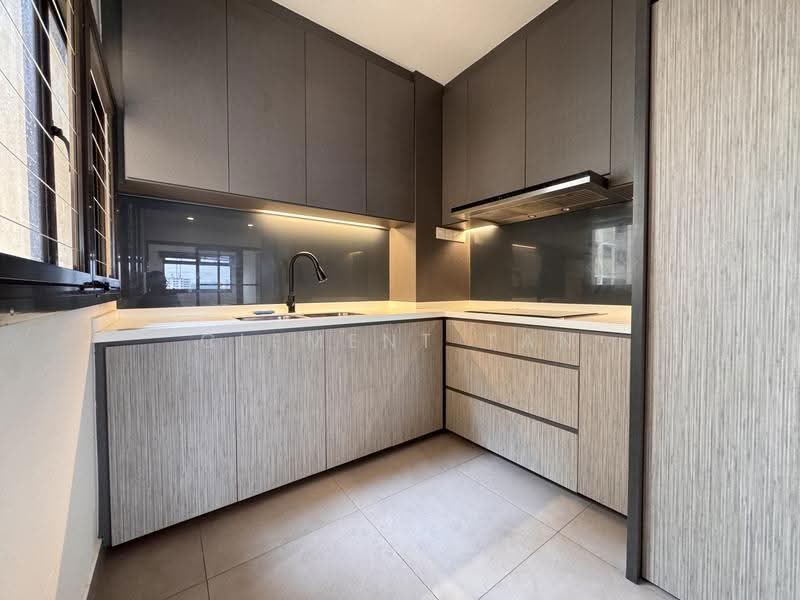 59 Strathmore Avenue, 59 Strathmore Avenue, Alexandra / Commonwealth, 4 Bedrooms, 1,184 sqft, HDB Flat For Rent, by Clement Tan, 25285357 - Kitchen - PropertyGuru.com.sg