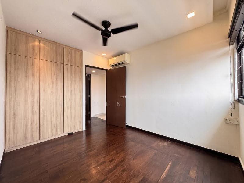 59 Strathmore Avenue, 59 Strathmore Avenue, Alexandra / Commonwealth, 4 Bedrooms, 1,184 sqft, HDB Flat For Rent, by Clement Tan, 25285357 - Bedroom - PropertyGuru.com.sg
