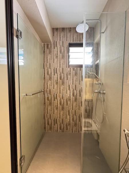59 Strathmore Avenue, 59 Strathmore Avenue, Alexandra / Commonwealth, 4 Bedrooms, 1,184 sqft, HDB Flat For Rent, by Clement Tan, 25285357 - Bathroom - PropertyGuru.com.sg
