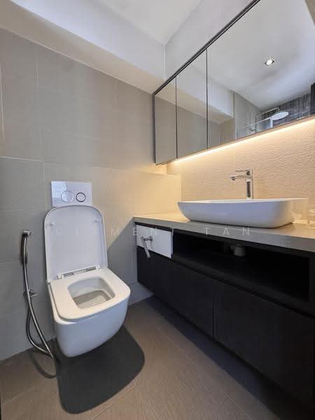 59 Strathmore Avenue, 59 Strathmore Avenue, Alexandra / Commonwealth, 4 Bedrooms, 1,184 sqft, HDB Flat For Rent, by Clement Tan, 25285357 - Bathroom - PropertyGuru.com.sg