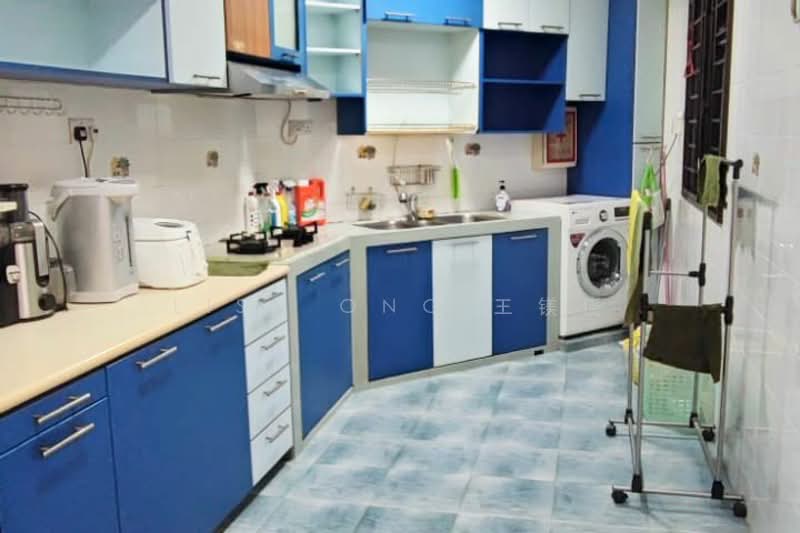 For Rent - 183A Rivervale Crescent