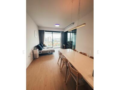 For Sale - Concourse Skyline