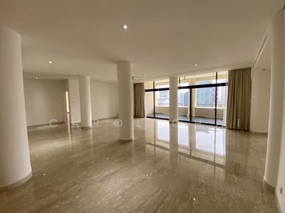 For Rent - The Colonnade