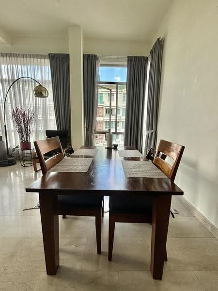 Maple Woods, 991 Bukit Timah Road, 3 Bedrooms, 1,507 sqft, Condominium For Rent, by Soh Liang Liang, 25286684 - PropertyGuru.com.sg