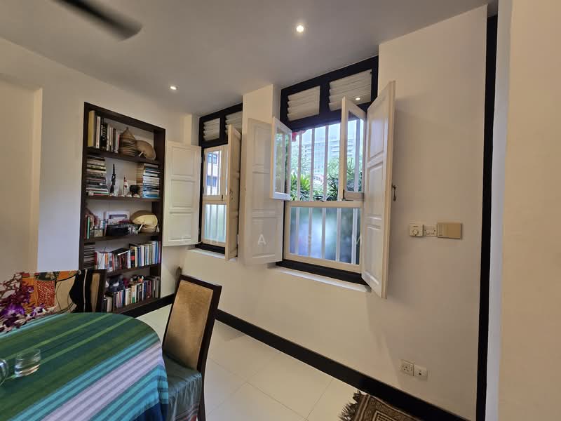 Kim Yam Road, Kim Yam Road, River Valley Road, 3 Bedrooms, 2,000 sqft, Conservation House For Rent, by Chia S M, 25287050 - PropertyGuru.com.sg