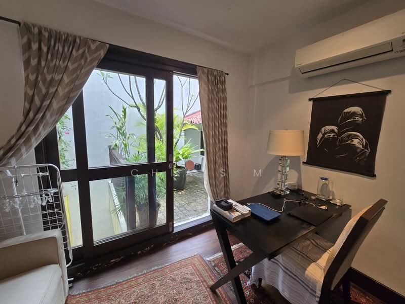 Kim Yam Road, Kim Yam Road, River Valley Road, 3 Bedrooms, 2,000 sqft, Conservation House For Rent, by Chia S M, 25287050 - PropertyGuru.com.sg