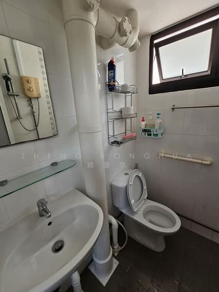 343 Clementi Avenue 5, 343 Clementi Avenue 5, Buona Vista / West Coast / Clementi New Town, Room Rental, 150 sqft, HDB Flat For Rent, by Zheng Ronghua 郑荣华, 25287092 - PropertyGuru.com.sg