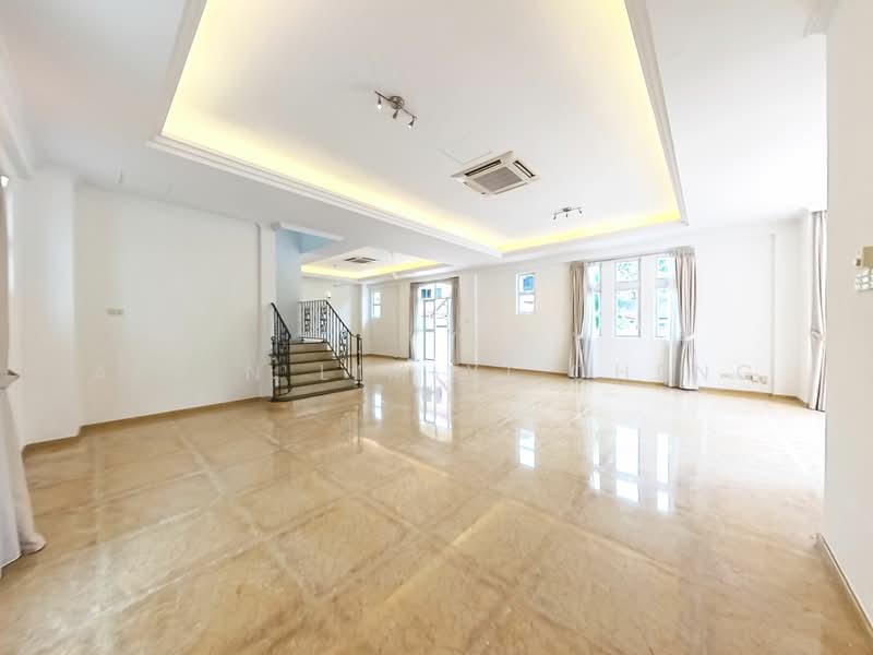 For Rent - DUNEARN ESTATE