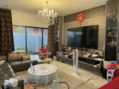 For Sale - 3 Storey Huge Semi D with 7 Bedrooms Ensuite + 7 Bathrooms + 1km to Tanjong Katong Girls