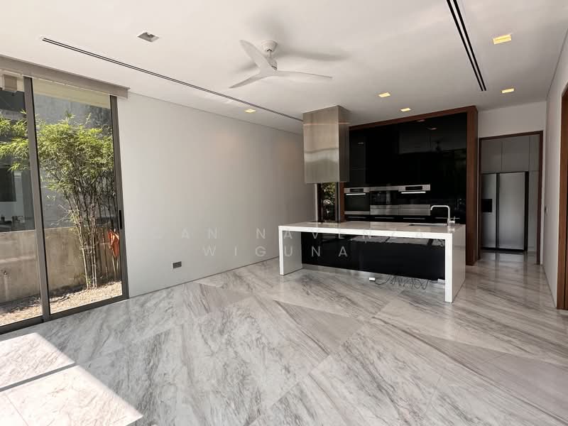 Sentosa Cove, Cove Way, Harbourfront / Telok Blangah, 6 Bedrooms, 8,000 sqft, Detached House For Sale, by Joan Navenza Wiguna, 25287894 - PropertyGuru.com.sg